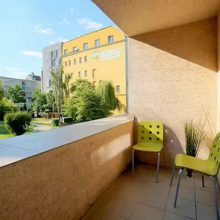 B In The Center Apartman *
